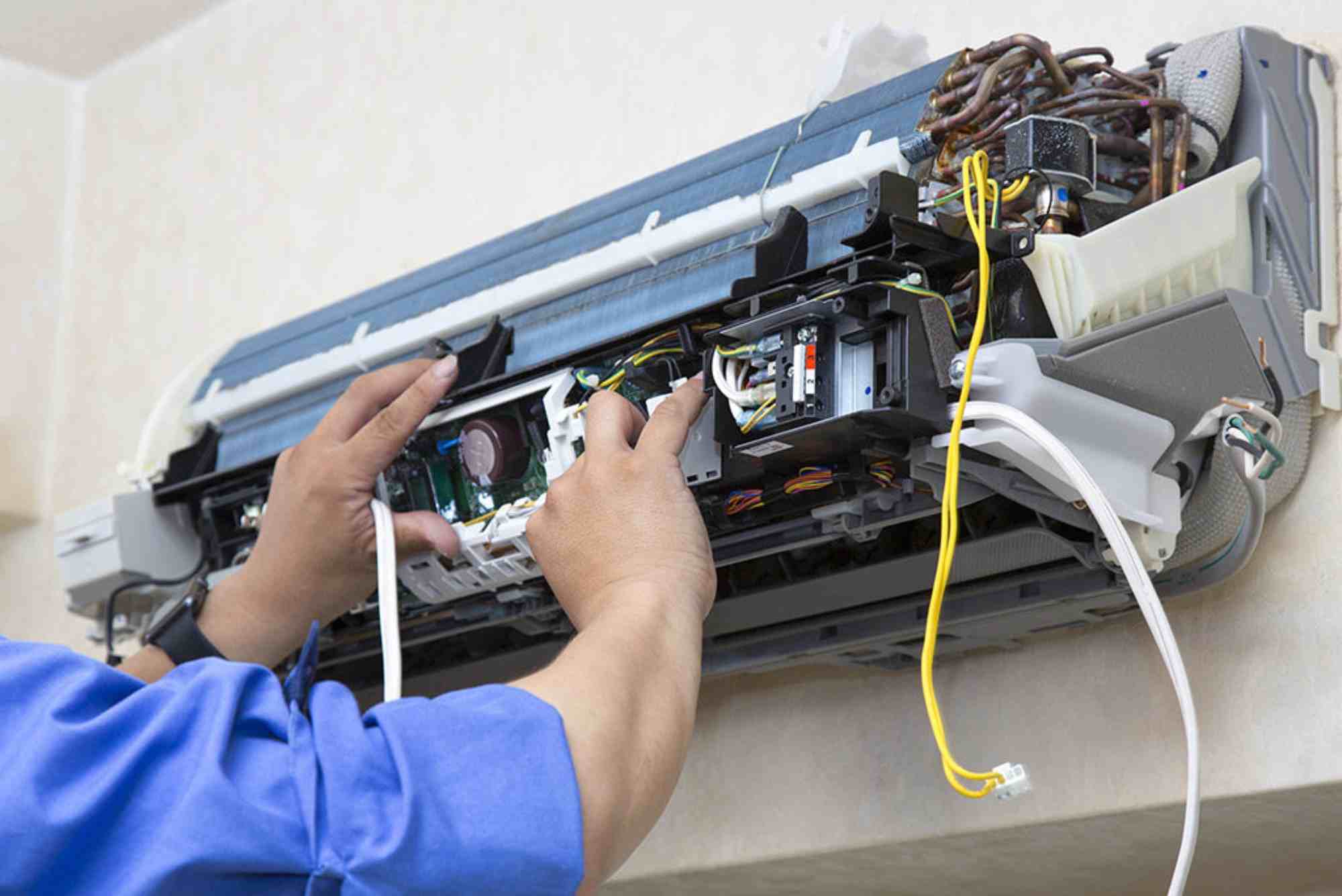 How to Improve Cooling Efficiency in AC Repairing Dubai Al Barari