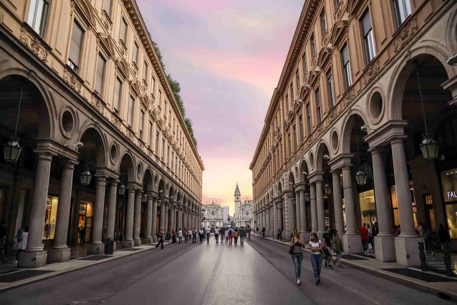 Italy Turin Via Roma and Porta Palazzo Guide