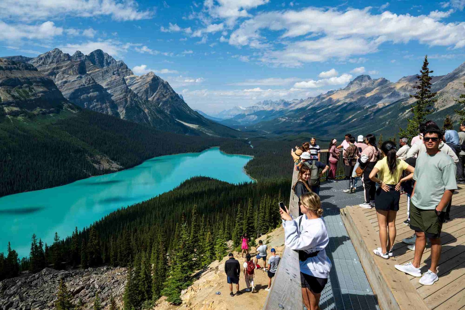 A Photoâ€‘Essay: Stunning Trails Across Canada You Need to See